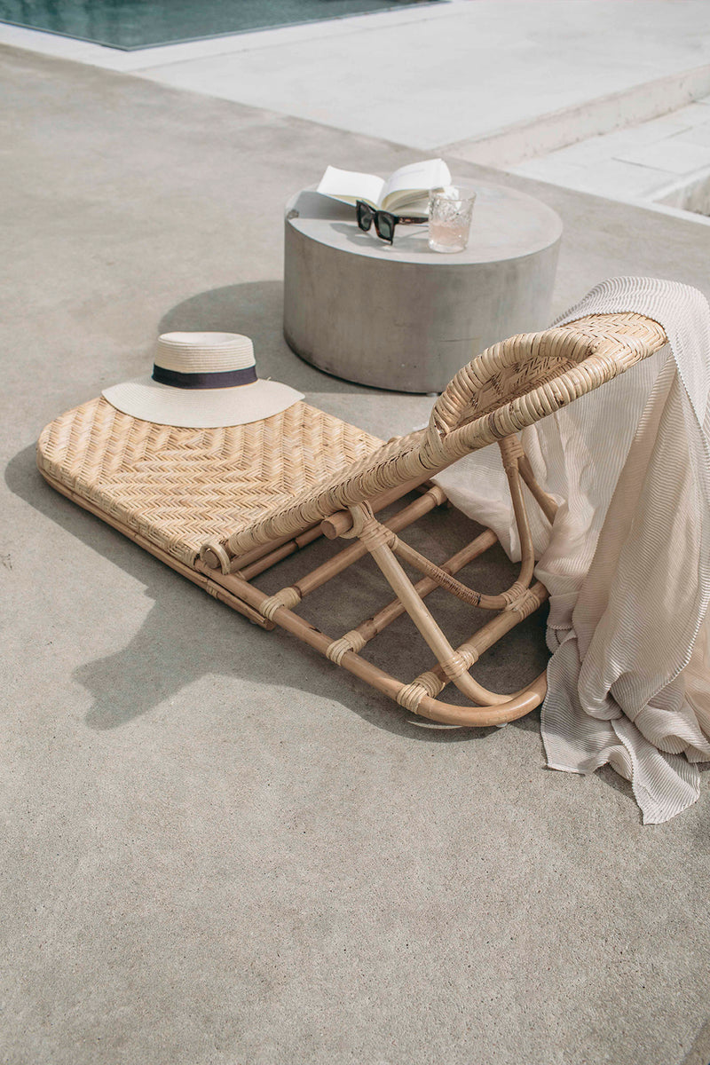 Original foldable Sunbed in Rattan A Beach Lounge Chair The Straw